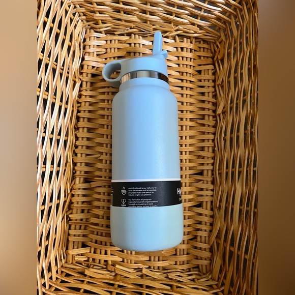 Hydro flask - Picture 2 of 2